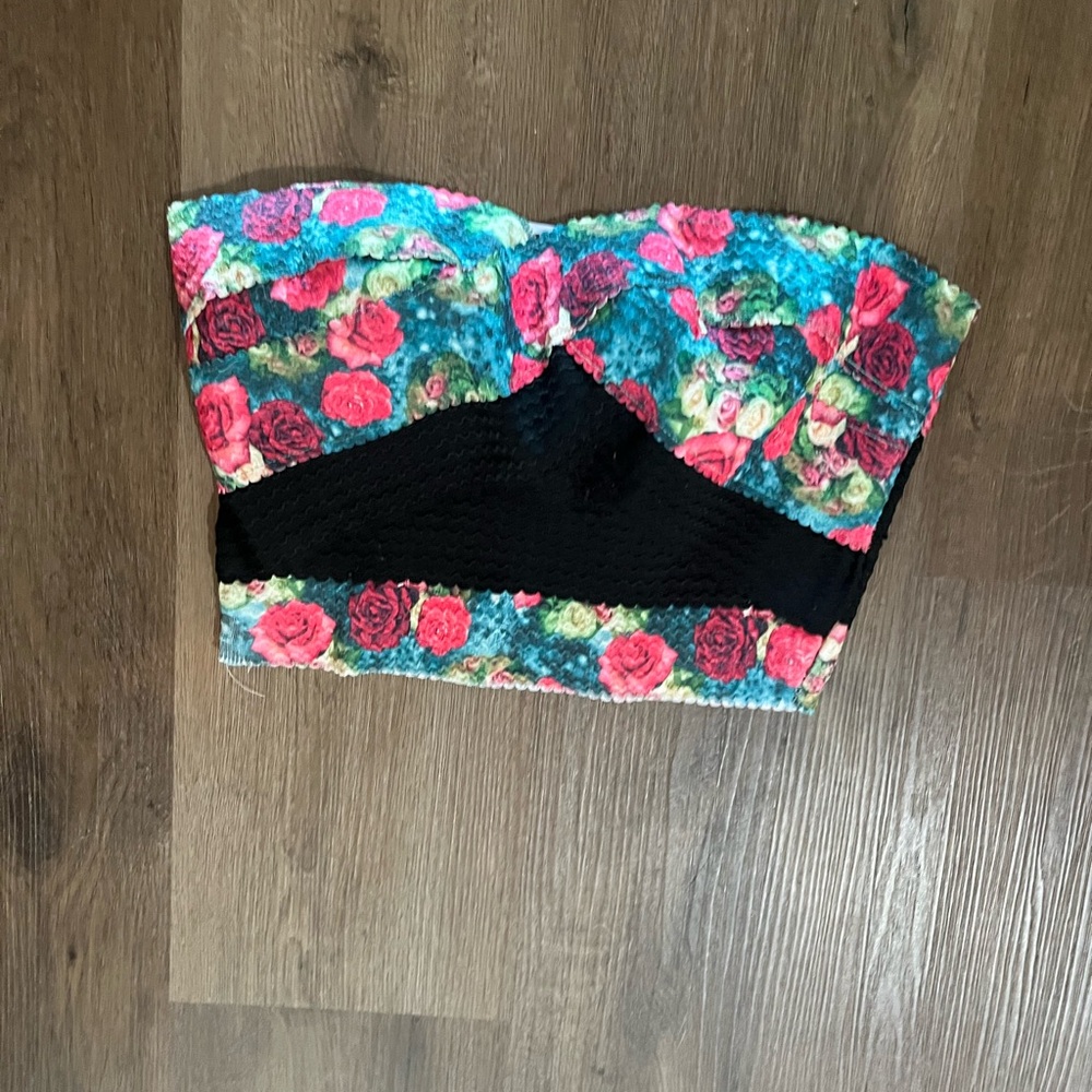 Floral Black Women's Crop Top